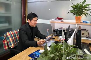 媒体人：李铁要求潜力球员与其经纪公司签约，否则进不了国家队